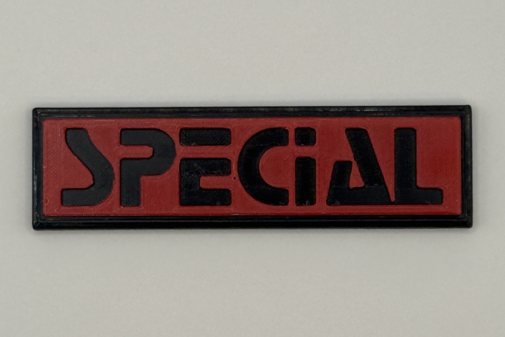 VW Schriftzug zum Aufkleben im 16V-Style – Schwarz/Rot – für Golf 2, Tuning & Klassiker