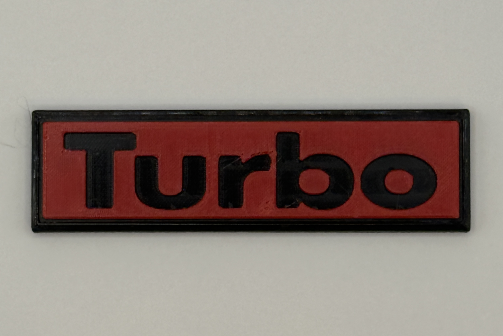 VW Schriftzug zum Aufkleben im 16V-Style – Schwarz/Rot – für Golf 2, Tuning & Klassiker