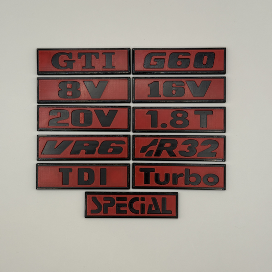 VW Schriftzug zum Aufkleben im 16V-Style – Schwarz/Rot – für Golf 2, Tuning & Klassiker